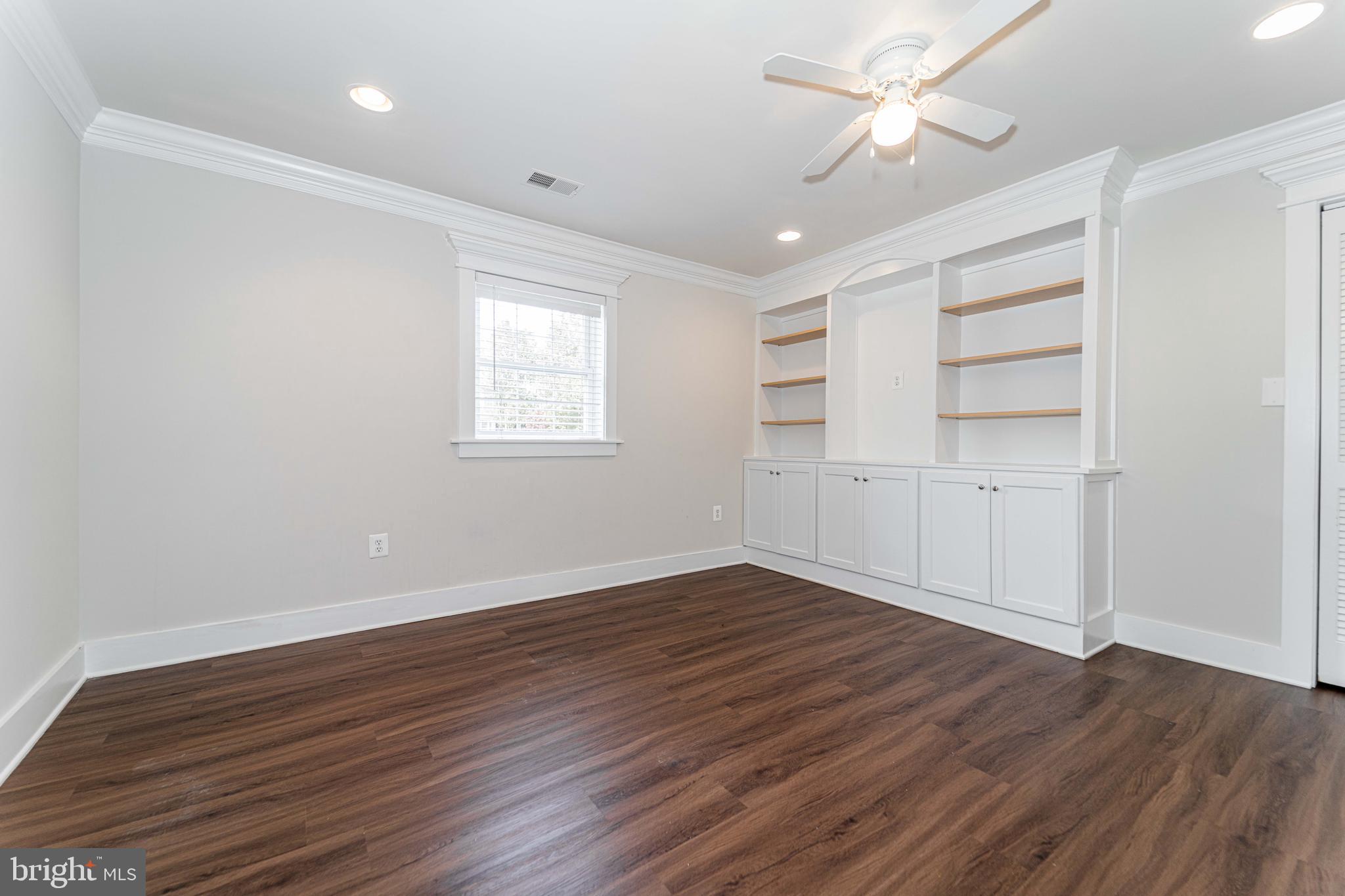8893 Grant Avenue Manassas, VA 20110 - Photo 29 of 32 Basement bedroom