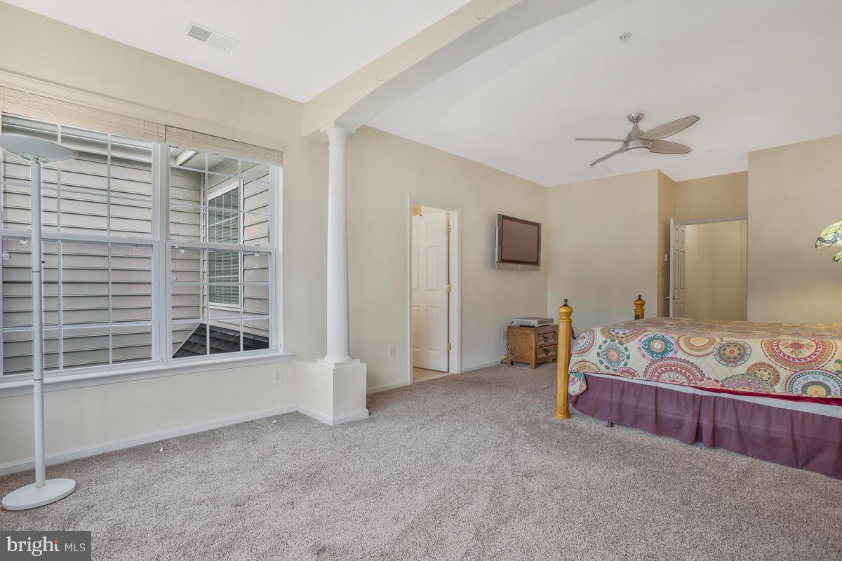 2305 Noblewood Road Edgewater, MD 21037 - Photo 27 of 43 So much open space