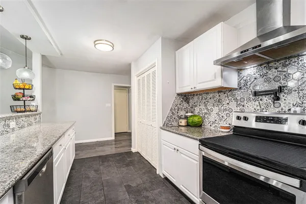 $230,000 | 12215 Hillcroft Street, Houston, TX 77035