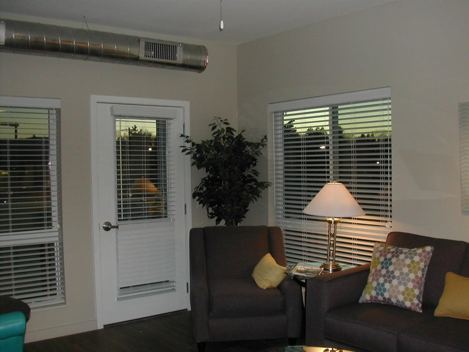 1777 Plymouth Road, Unit 2I Ann Arbor, MI 48105 - Photo 11 of 29 Photo 11