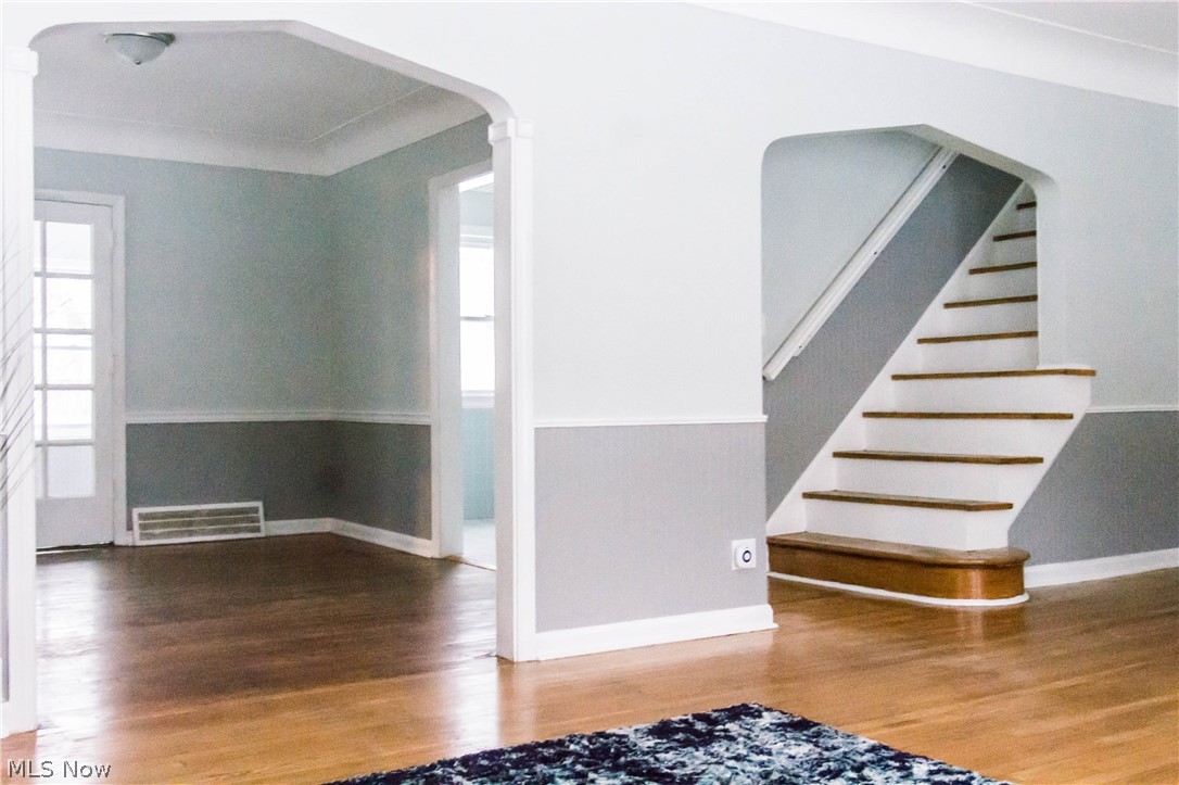 3498 Berkeley Road Cleveland Heights, OH 44118 - Photo 5 of 34