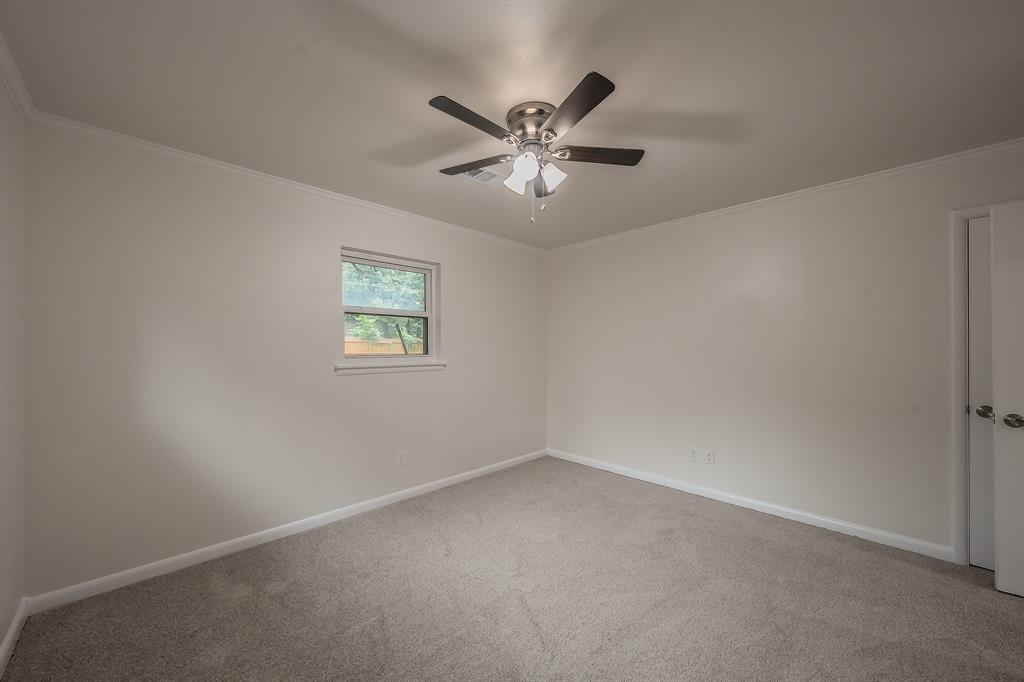 7341 Normandy Road Fort Worth, TX 76112 - Photo 17 of 40