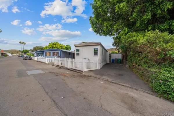 a view of a house with a street view