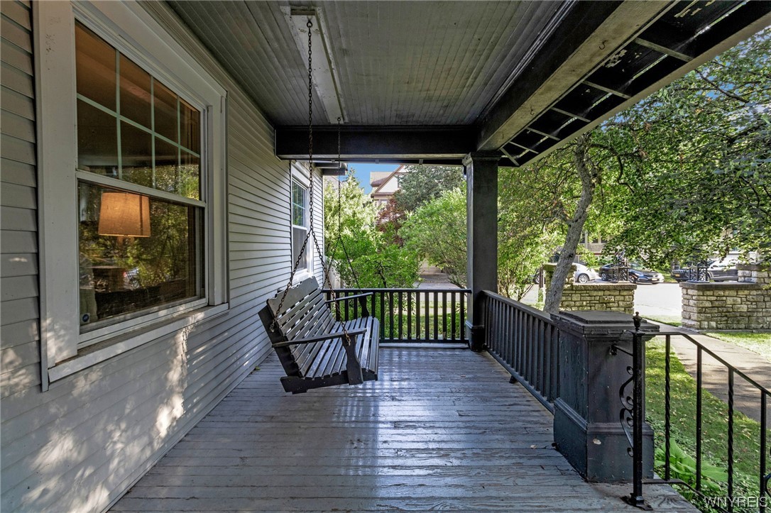 1 Argyle Park Buffalo, NY 14222 - Photo 4 of 50 Large front porch.