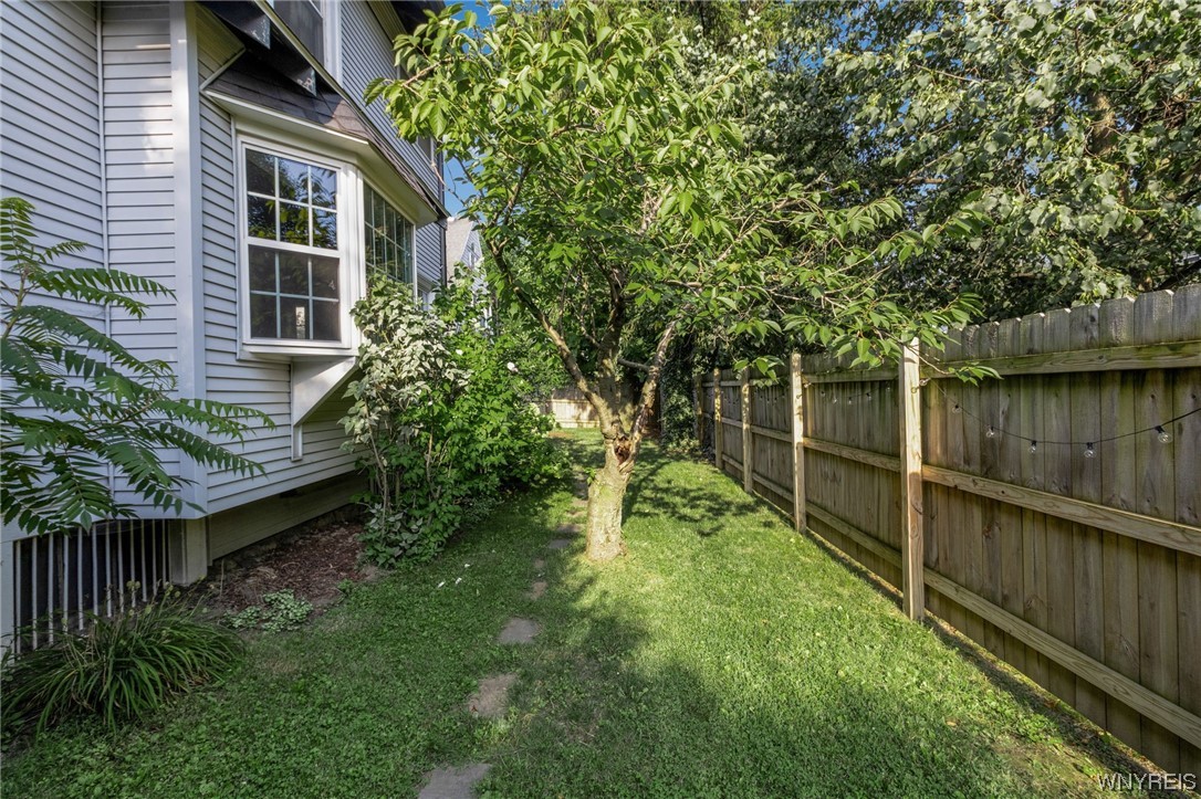 1 Argyle Park Buffalo, NY 14222 - Photo 47 of 50