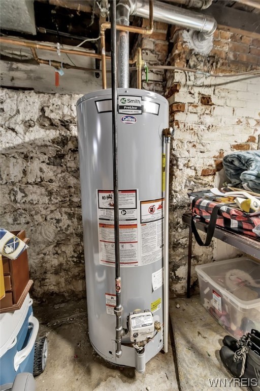 1 Argyle Park Buffalo, NY 14222 - Photo 49 of 50 RECENT H/W TANK.