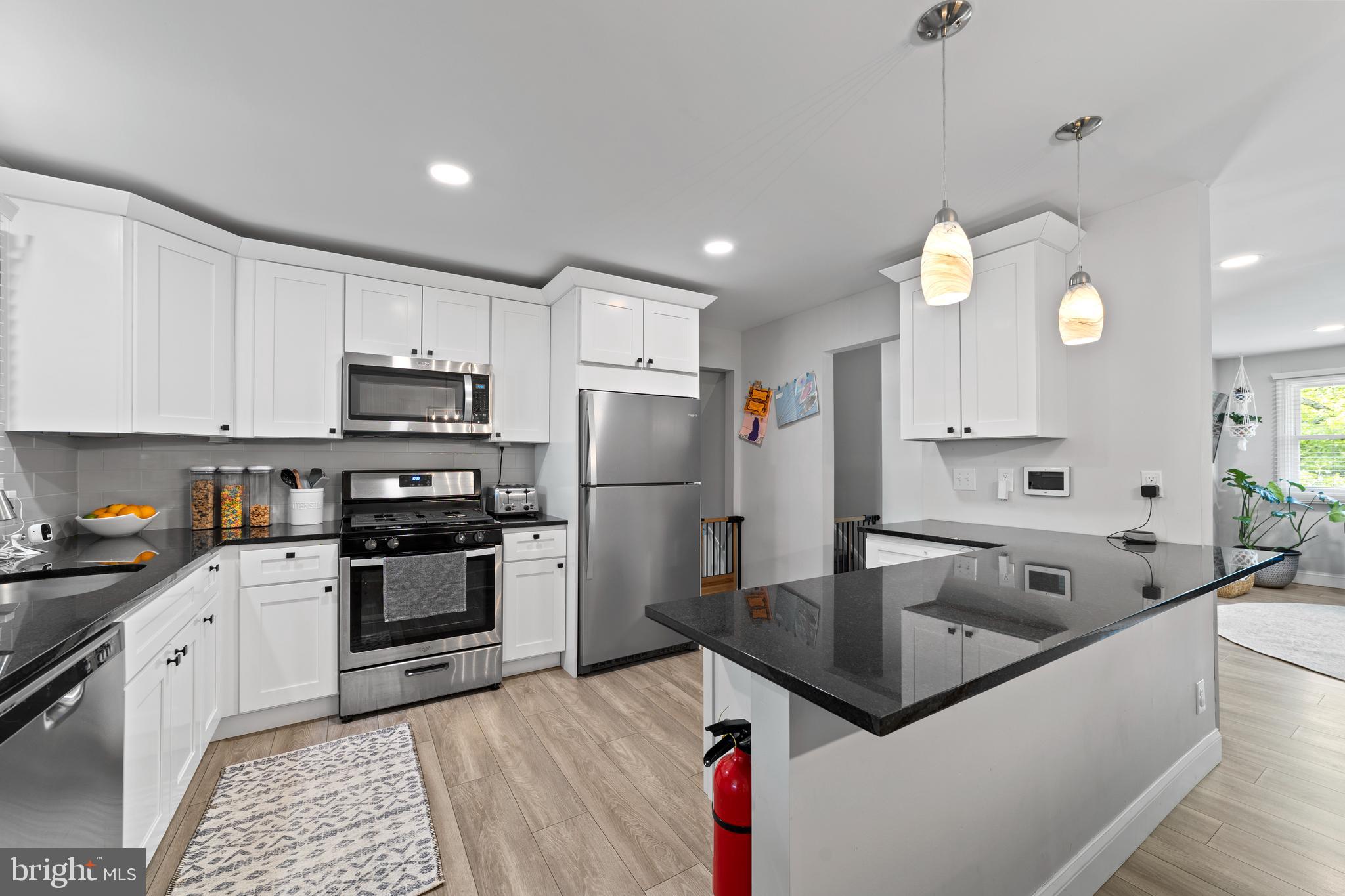 407 Kingston Drive Cherry Hill, NJ 08034 - Photo 10 of 25