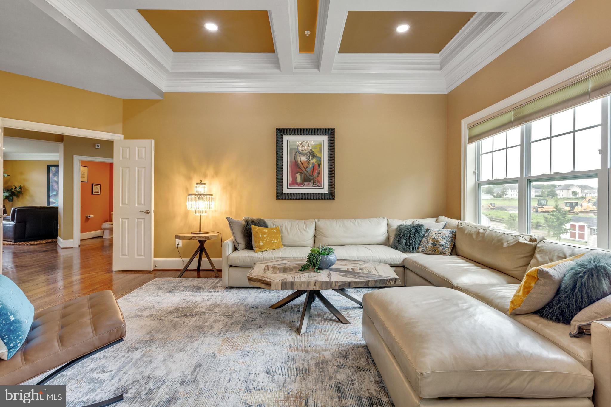 14402 Derby Ridge Road Bowie, MD 20721 - Photo 23 of 53 Main Level Owners' Sitting Room