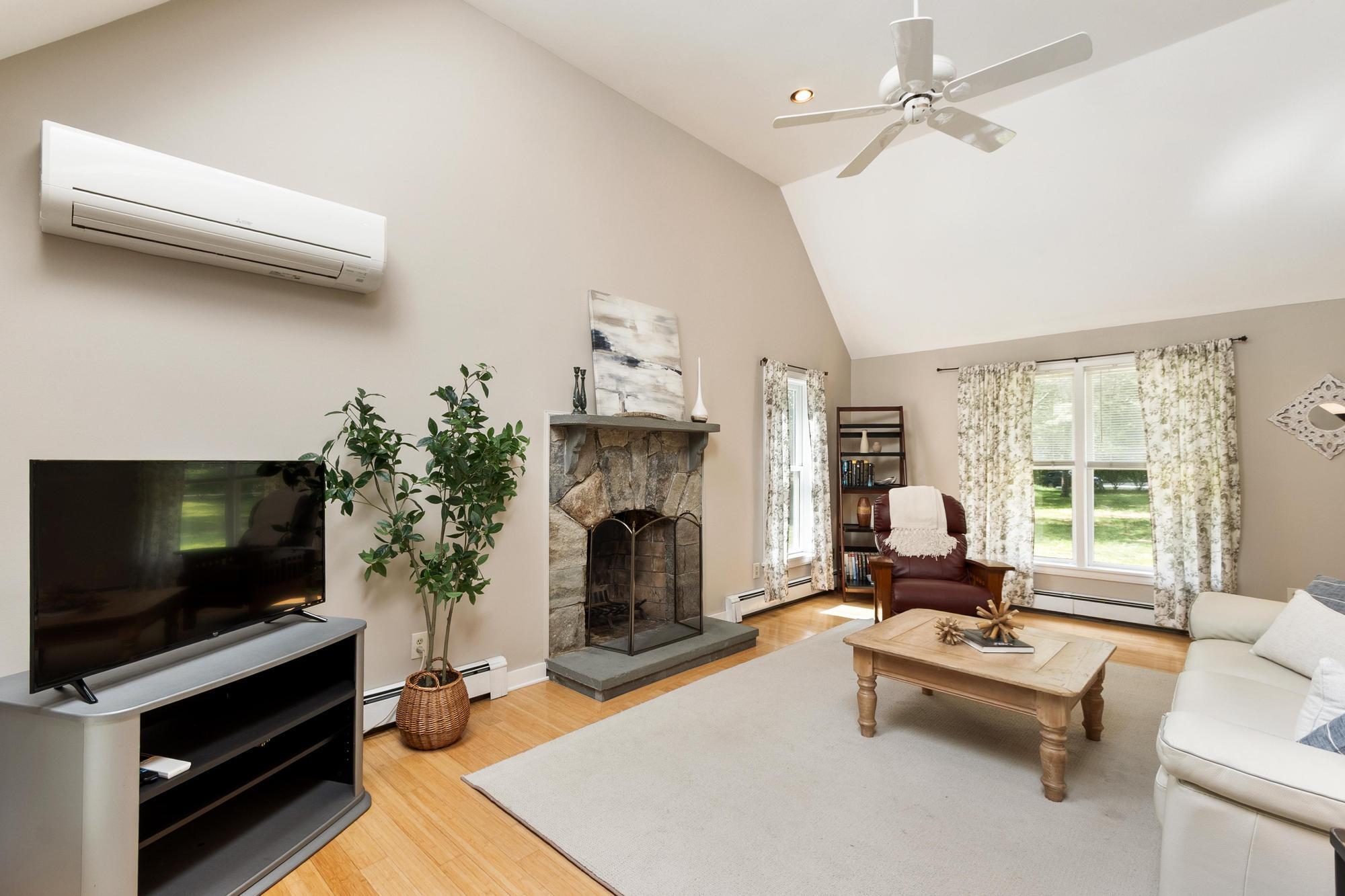 11 Rebecca Road Ogunquit, ME 03907 - Photo 4 of 38