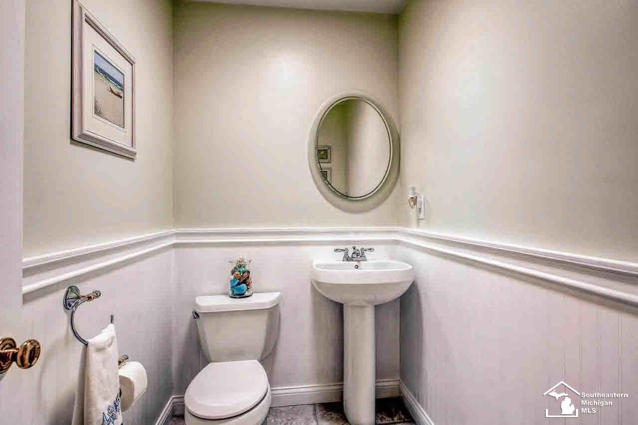 8802 Exeter Carleton, MI 48117 - Photo 23 of 42 21137514-22.JPG