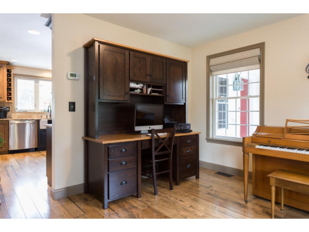 170 S Road Deerfield, NH 03037 - Photo 16 of 36