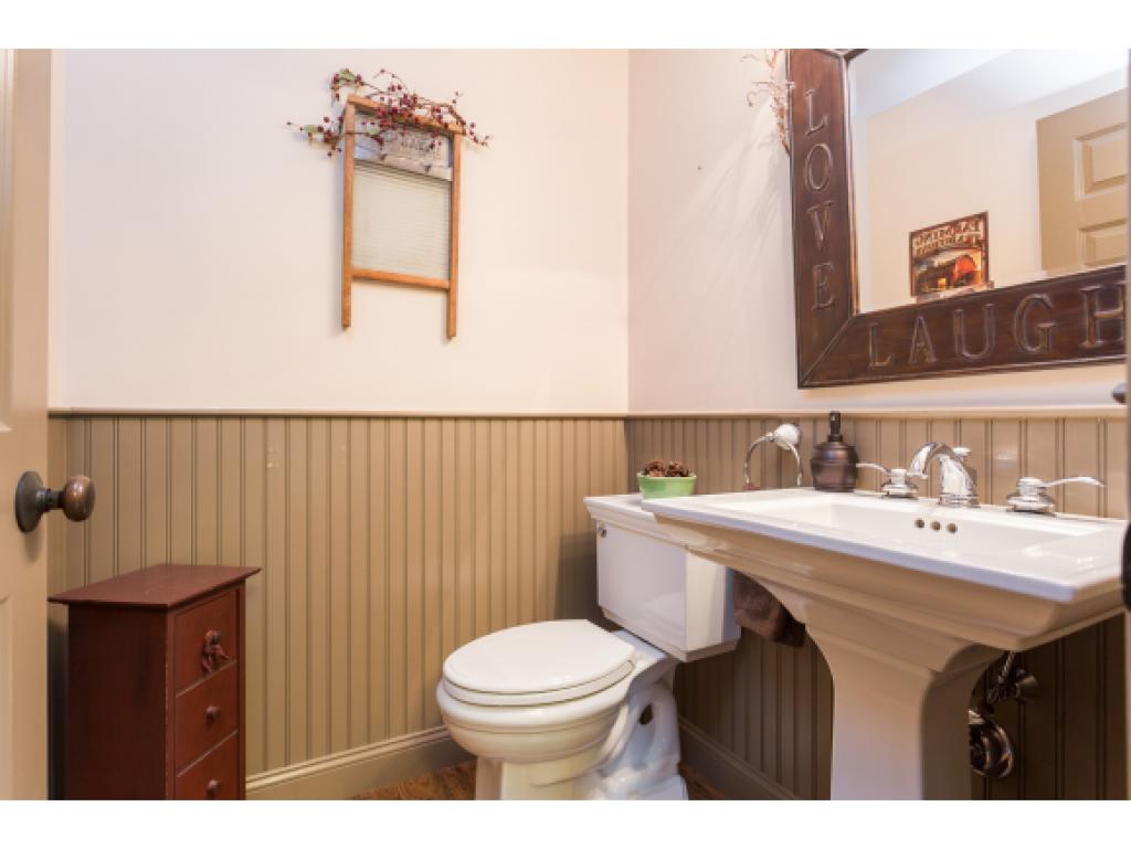 170 S Road Deerfield, NH 03037 - Photo 17 of 36