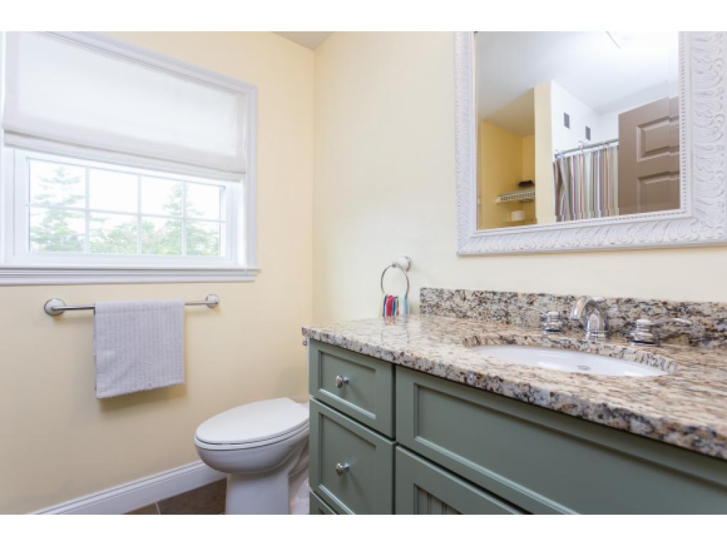 170 S Road Deerfield, NH 03037 - Photo 25 of 36