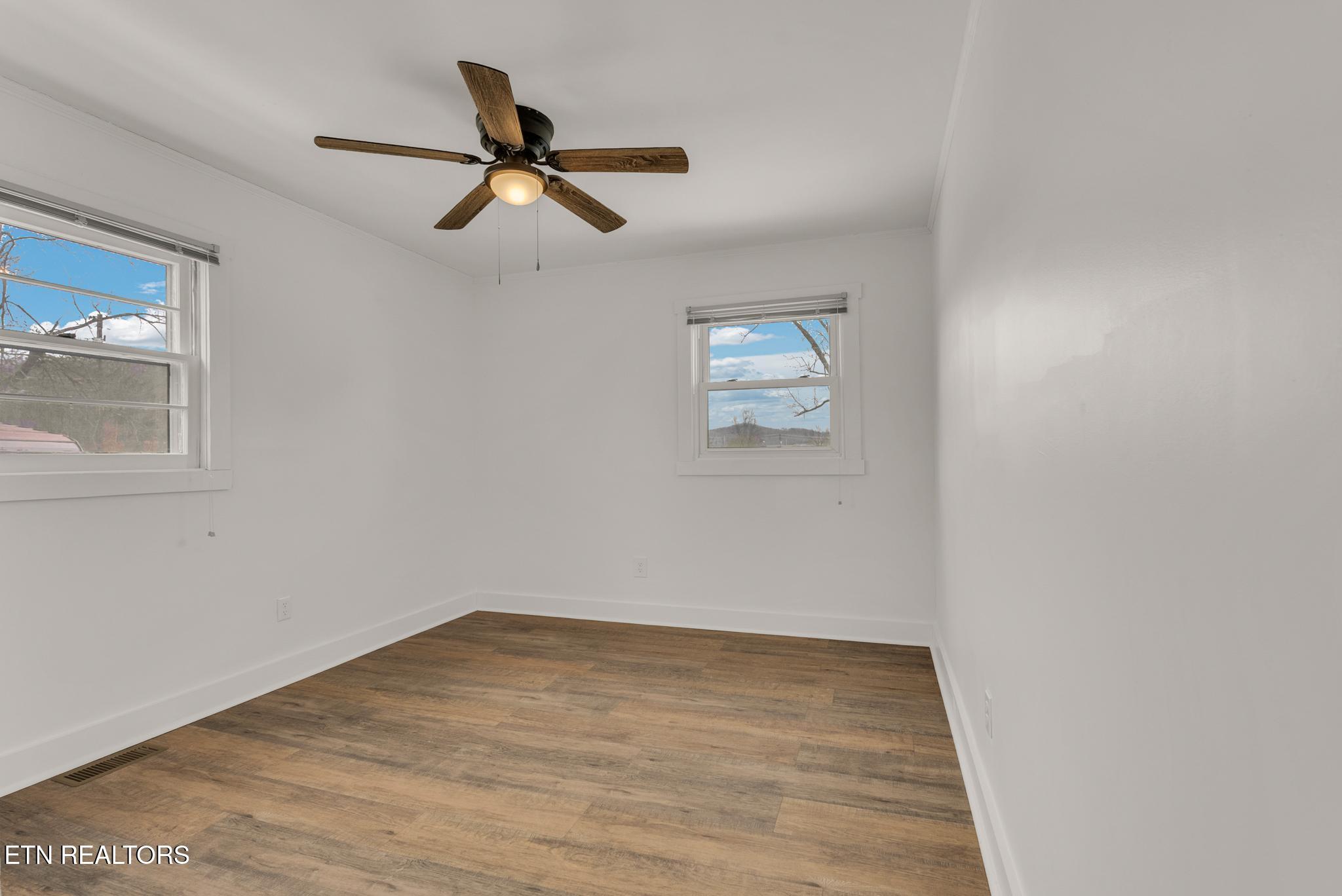 607 West 4th Street Livingston, TN 38570 - Photo 17 of 28 607 W Fourth St-25