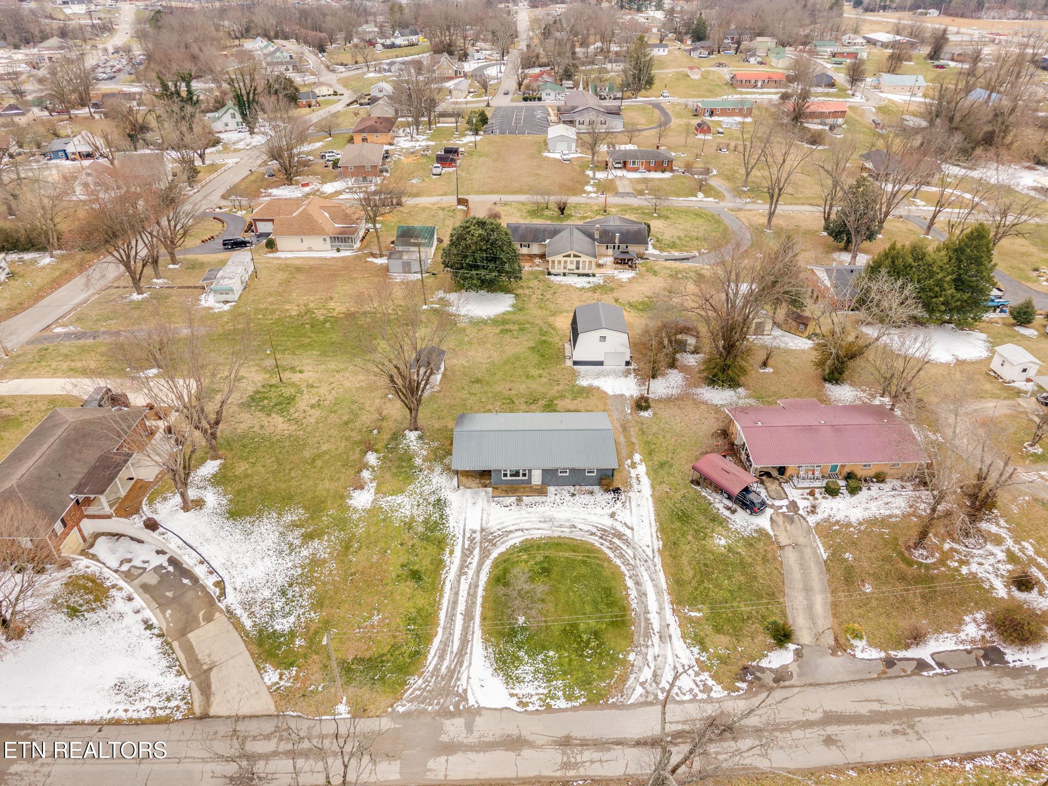 607 West 4th Street Livingston, TN 38570 - Photo 20 of 28 607 W Fourth St-28