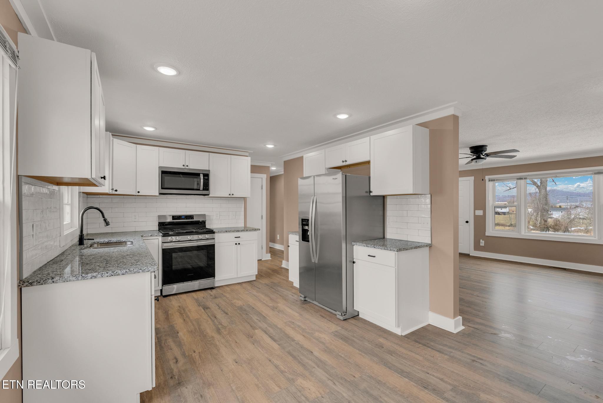 607 West 4th Street Livingston, TN 38570 - Photo 7 of 28 607 W Fourth St-19