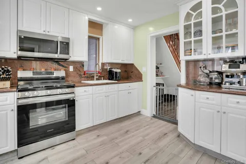 $769,000 | 94-18 95th Street | Ozone Park
