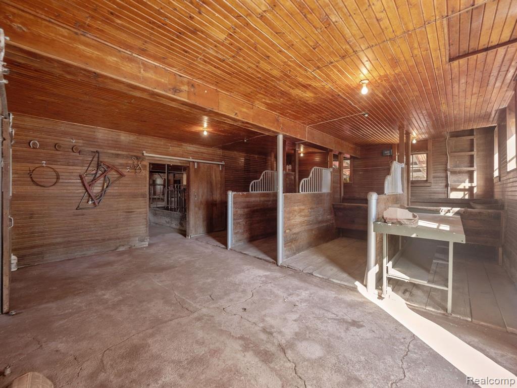 28804 Drake Road Farmington Hills, MI 48331 - Photo 43 of 50