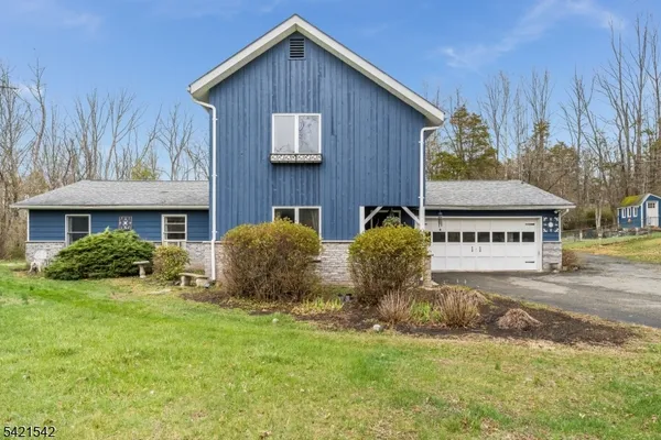 $589,000 | 39 Edgehill Road, Blairstown, NJ 07825