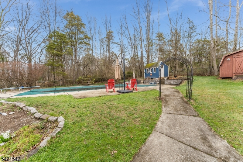 39 Edgehill Road Blairstown, NJ 07825 - Photo 9 of 29