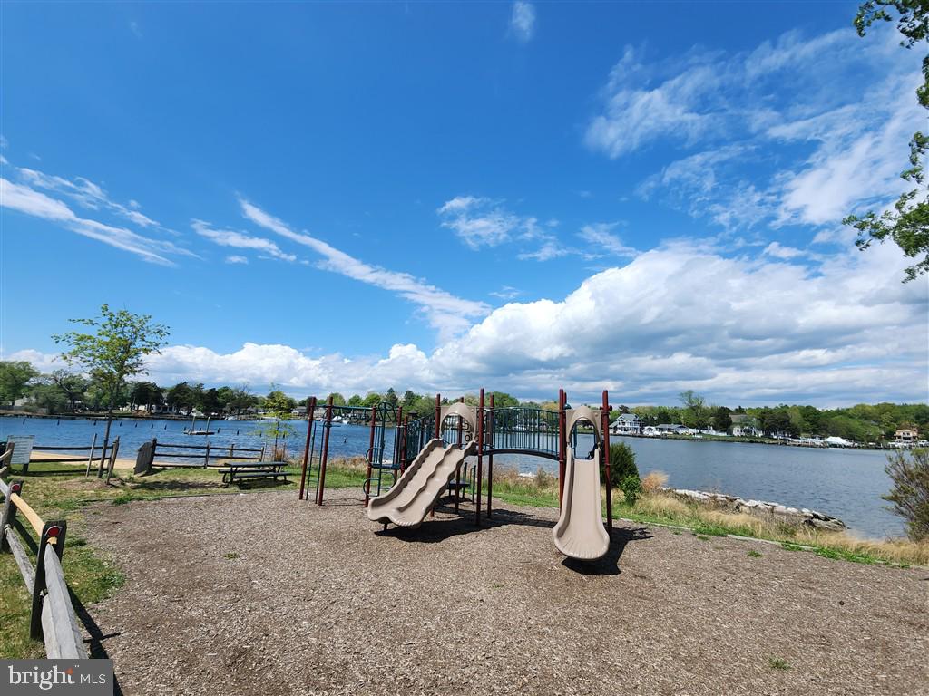 1604 Oriole Road Edgewater, MD 21037 - Photo 27 of 29 Gallery Image 27