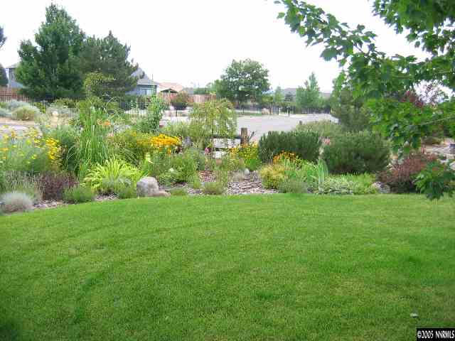 16020 Scarlet Way Reno, NV 89521 - Photo 8 of 9 Photo 8