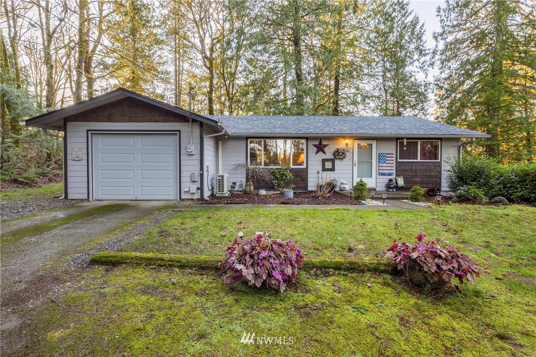 390 East Rasor Road Belfair, WA 98528 - Photo 1 of 26 Gallery Image 1