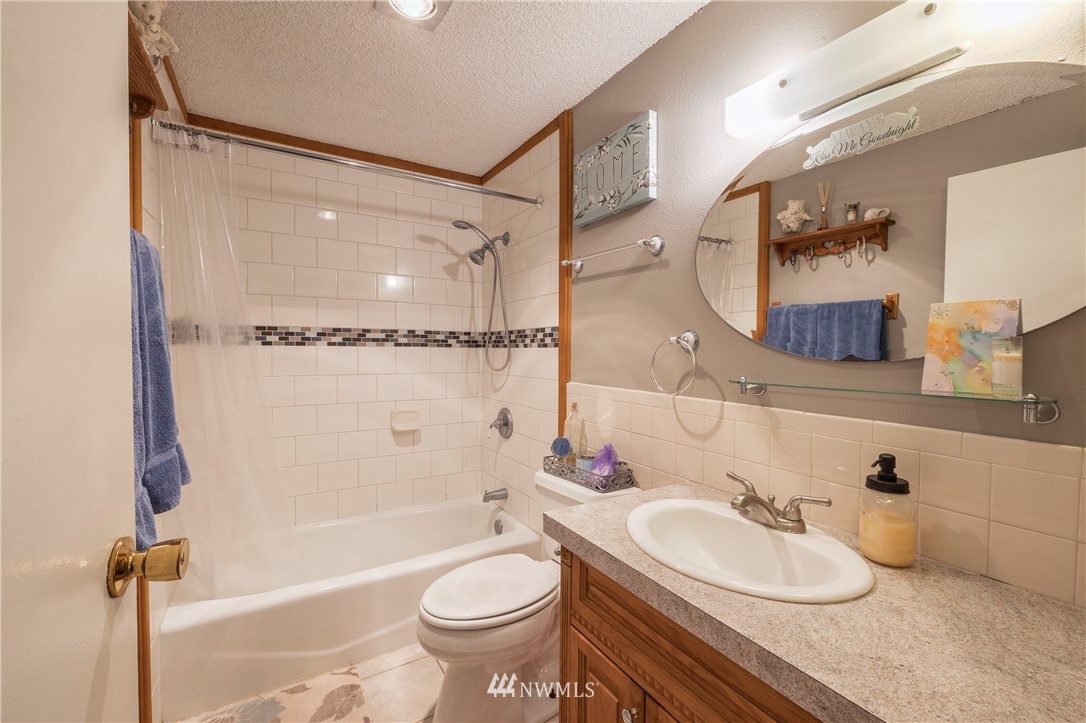 390 East Rasor Road Belfair, WA 98528 - Photo 14 of 26 Gallery Image 14