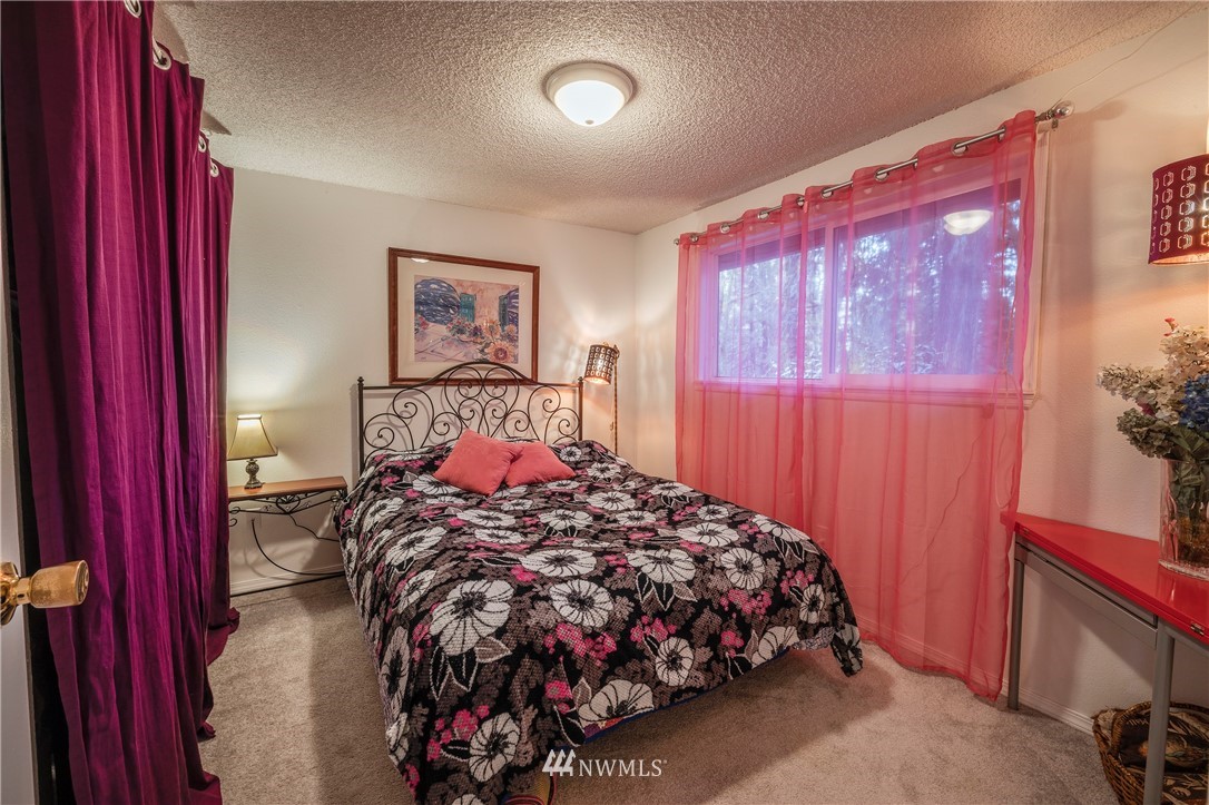 390 East Rasor Road Belfair, WA 98528 - Photo 15 of 26 Gallery Image 15