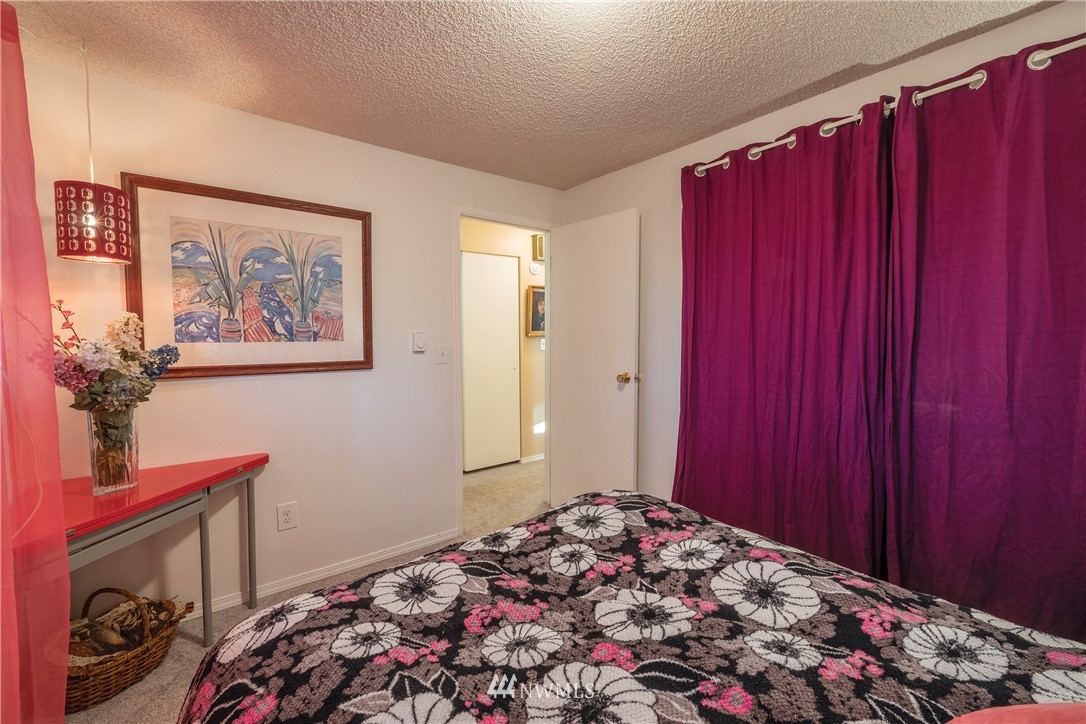 390 East Rasor Road Belfair, WA 98528 - Photo 16 of 26 Gallery Image 16
