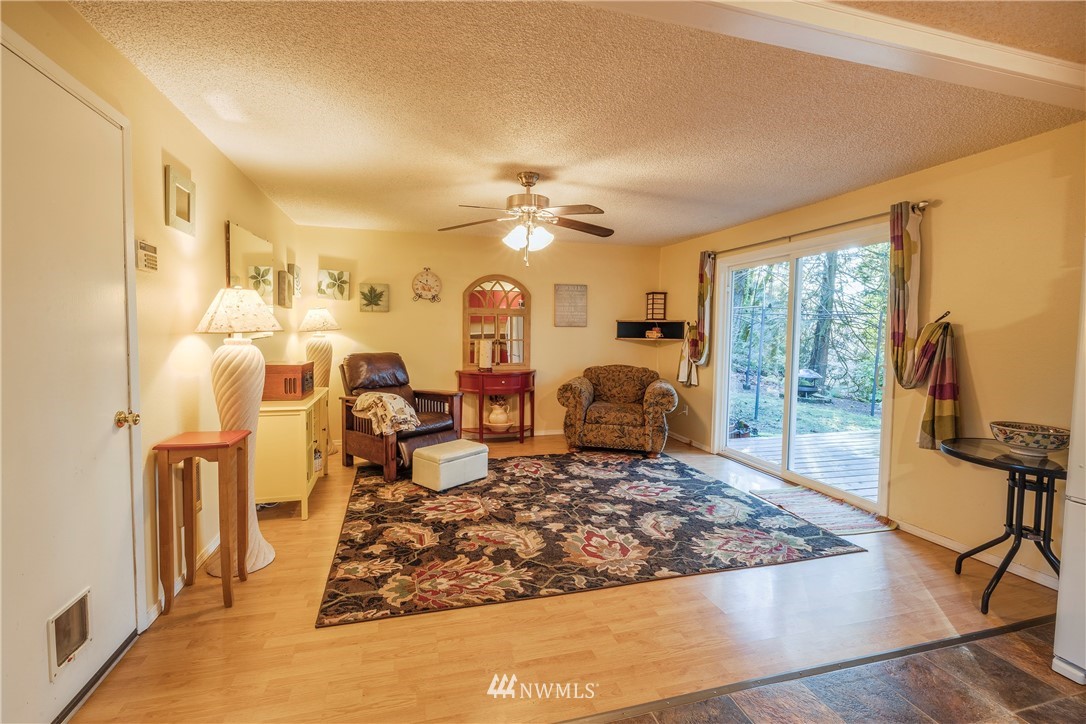 390 East Rasor Road Belfair, WA 98528 - Photo 5 of 26 Gallery Image 5
