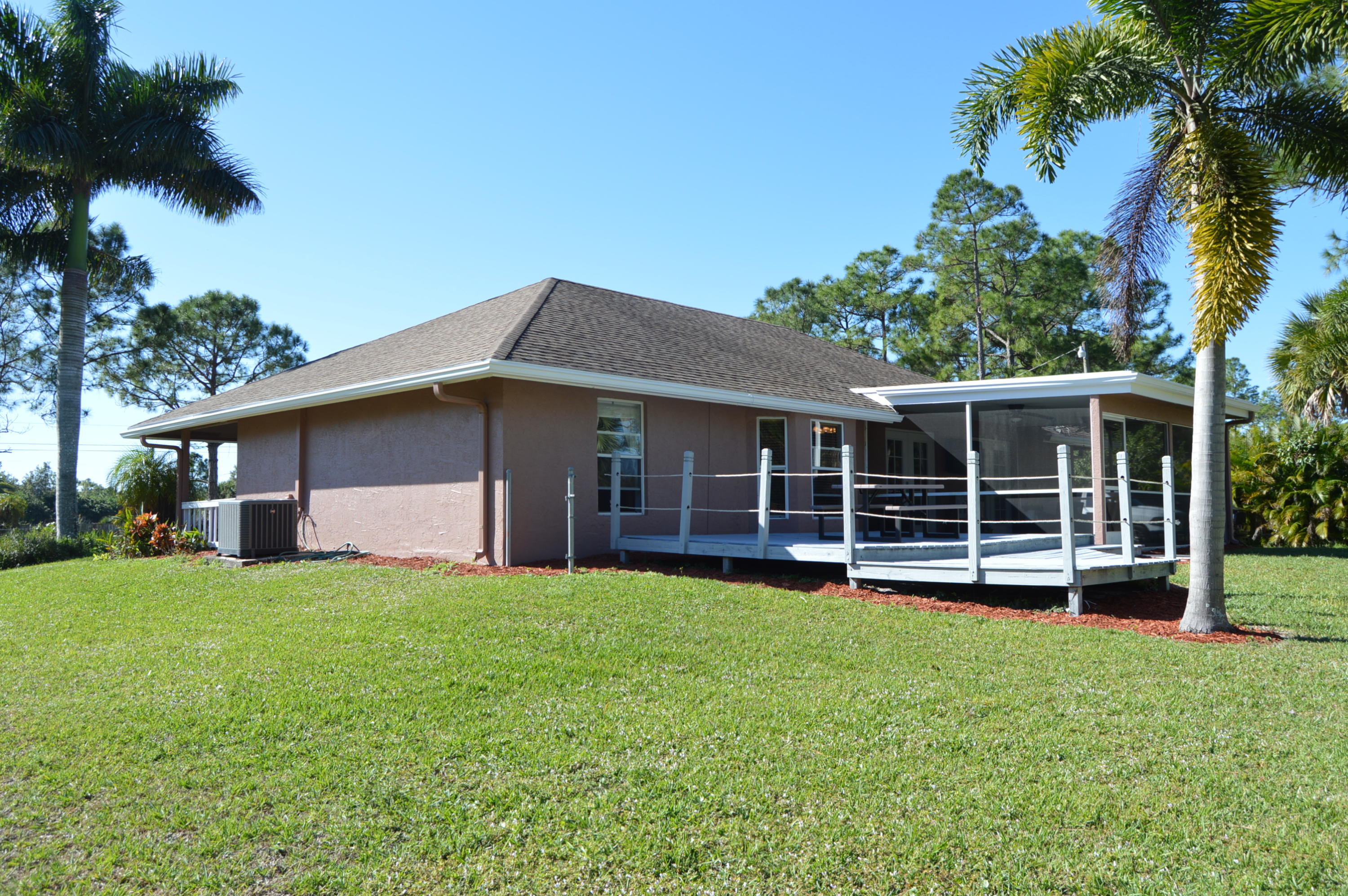 16181 93rd Road North Loxahatchee, FL 33470 - Photo 5 of 38 DSC_0092