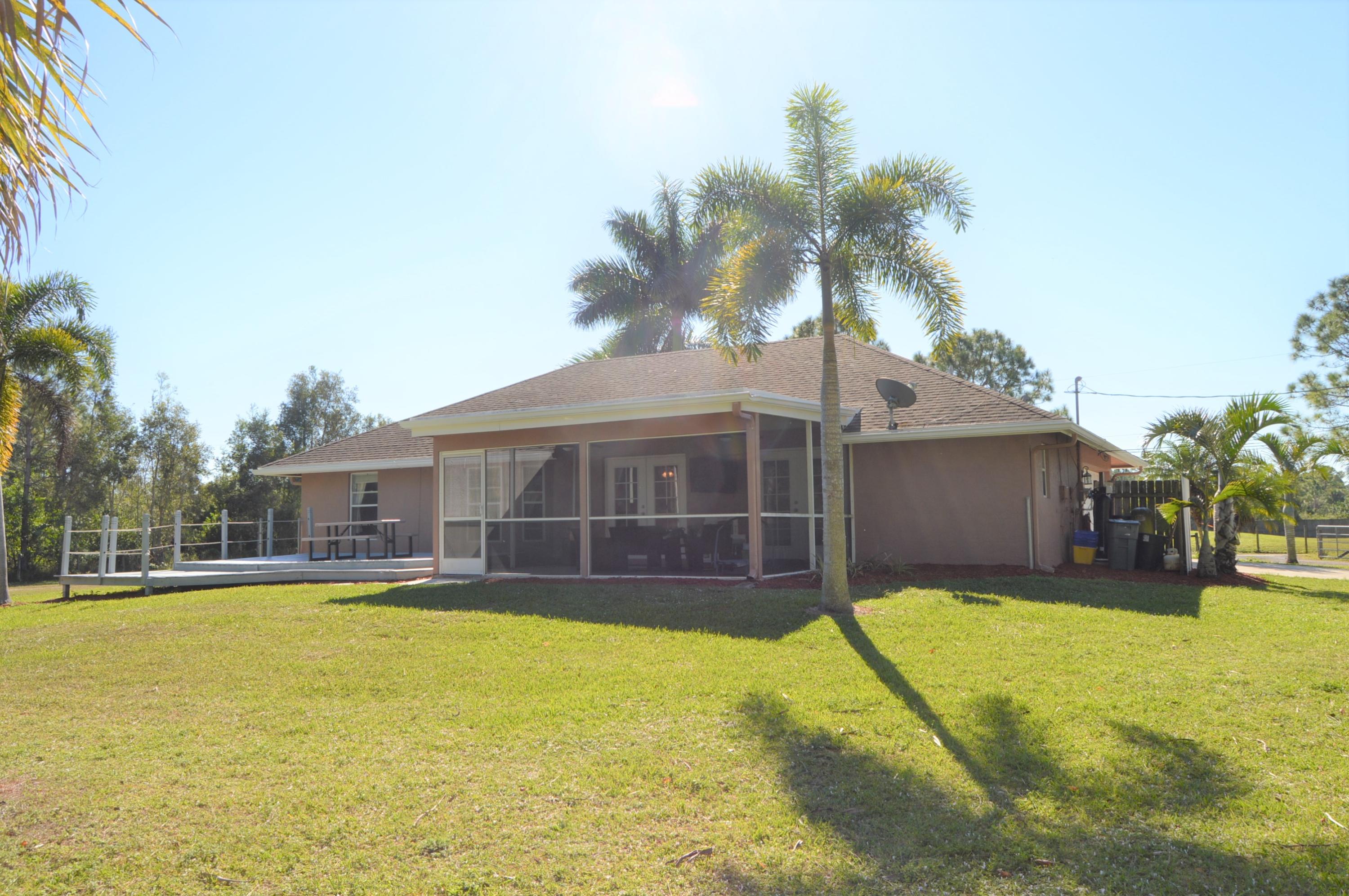 16181 93rd Road North Loxahatchee, FL 33470 - Photo 6 of 38 DSC_0089