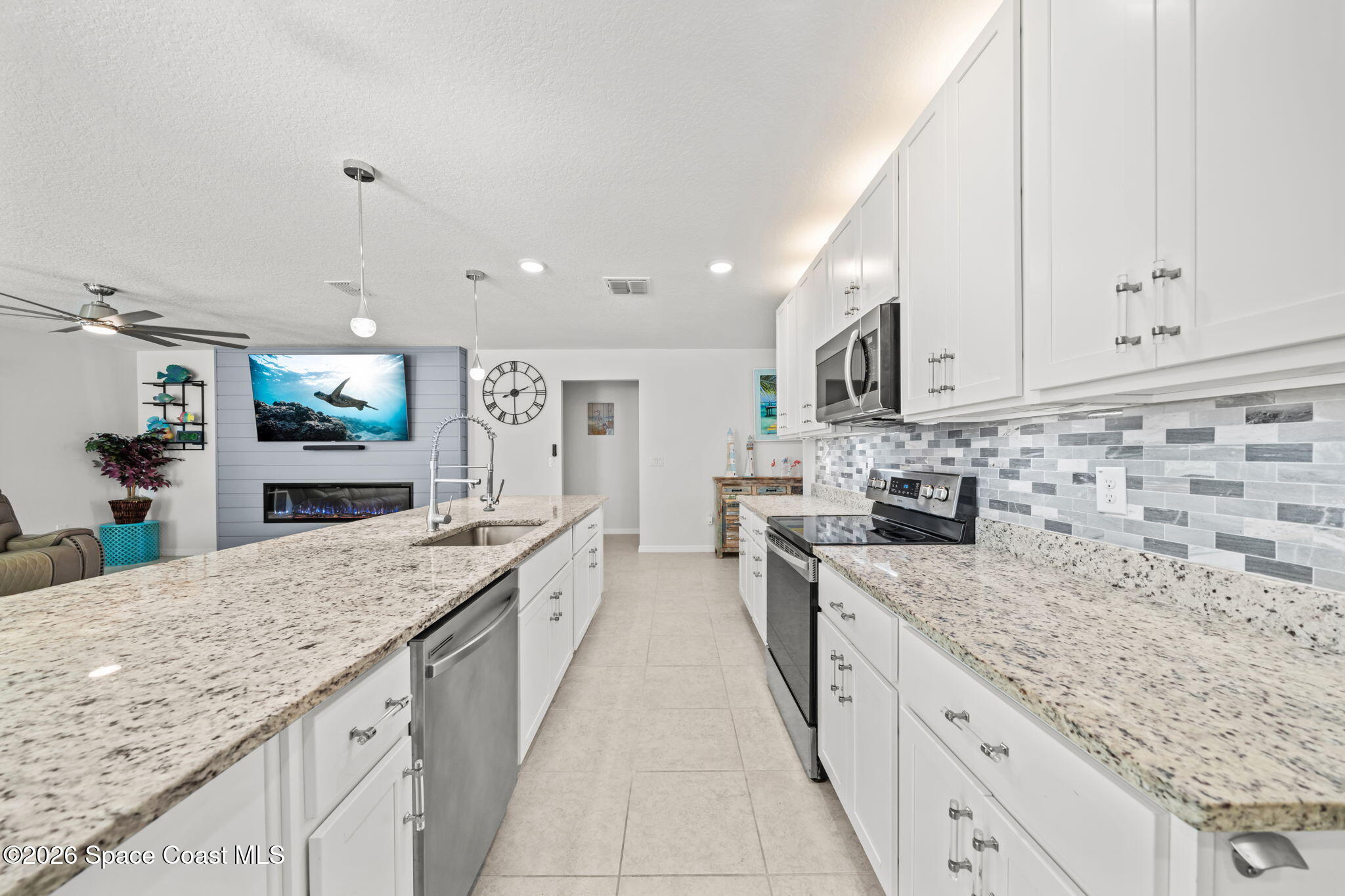 764 Corbin Circle Southwest Palm Bay, FL 32908 - Photo 15 of 50 30-web-or-mls-764-corbin-cir-sw