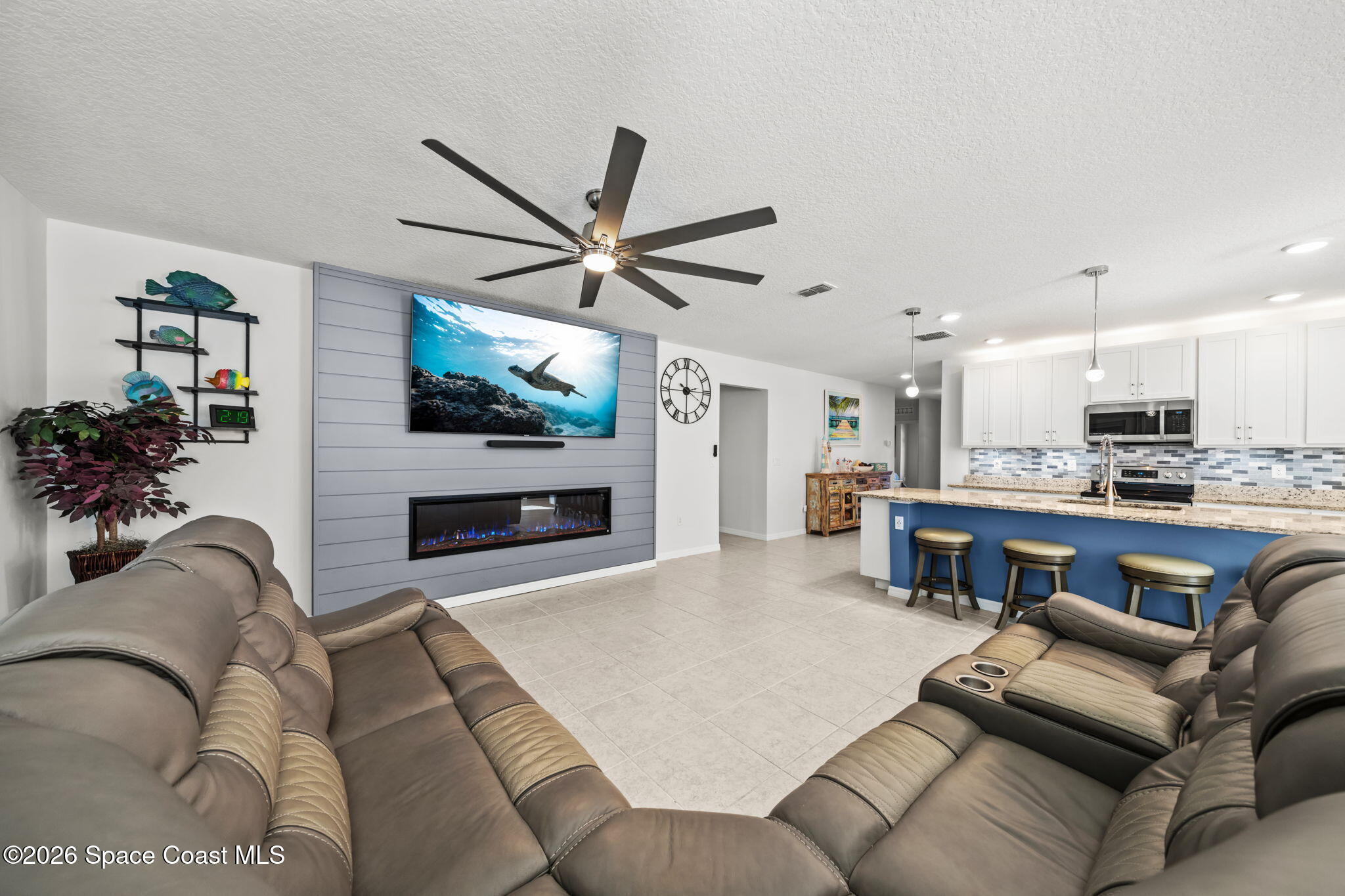 764 Corbin Circle Southwest Palm Bay, FL 32908 - Photo 9 of 50 21-web-or-mls-764-corbin-cir-sw