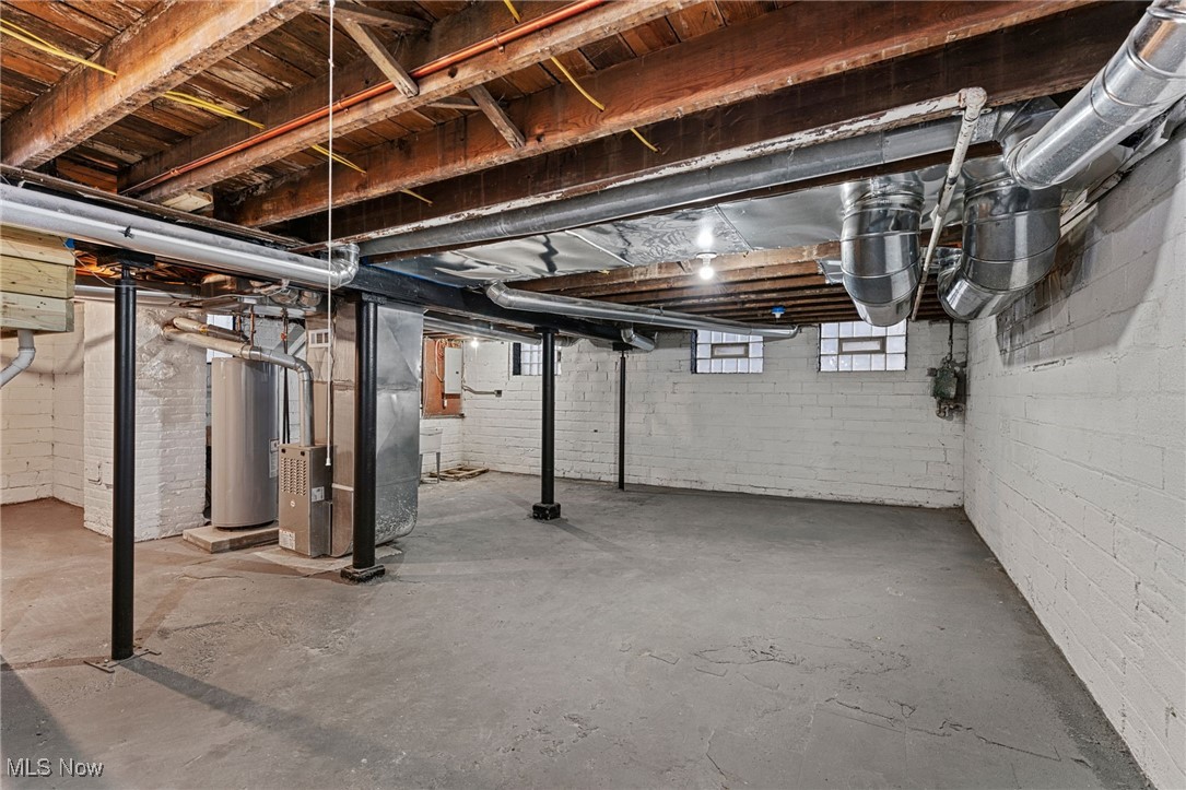 3267 Yorkshire Road Cleveland, OH 44118 - Photo 35 of 43 Gallery Image 35