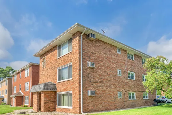 $650,000 | 7100 Idaho Avenue, Hammond, IN 46323