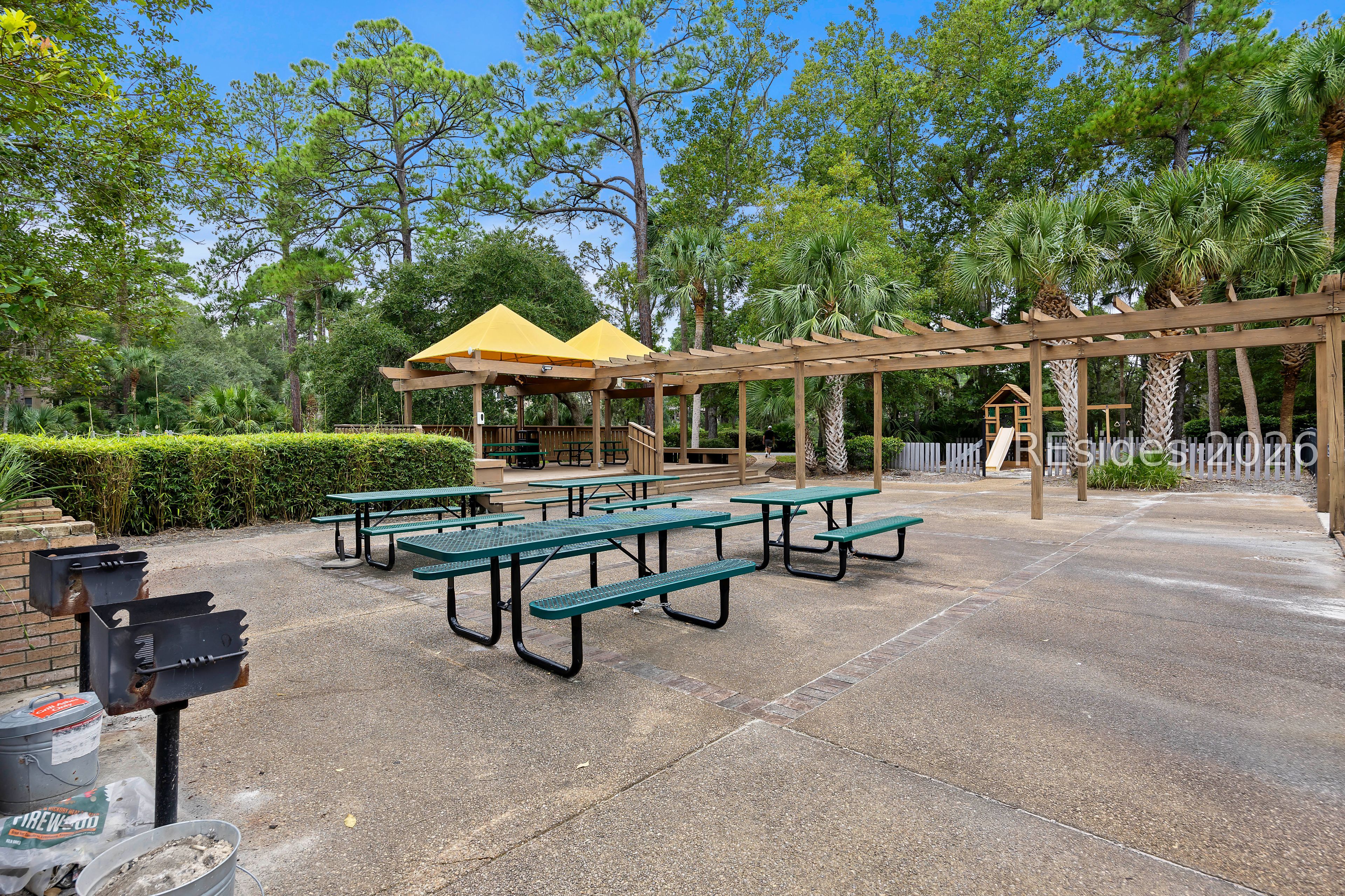 10 Compass Point Road, Unit 10B Hilton Head Island, SC 29928 - Photo 31 of 34