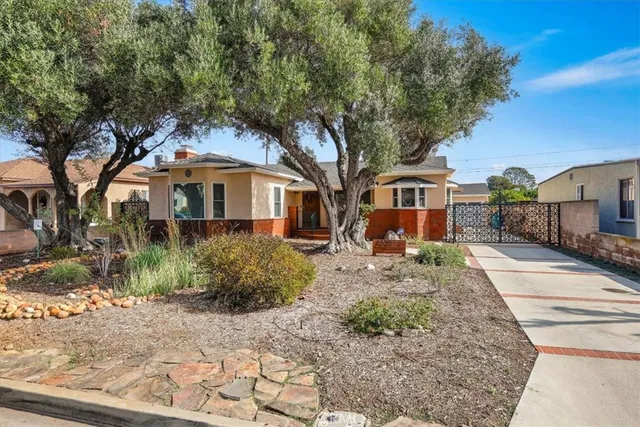 $1,299,000 | 4520 Pepperwood Avenue, Long Beach, CA 90808