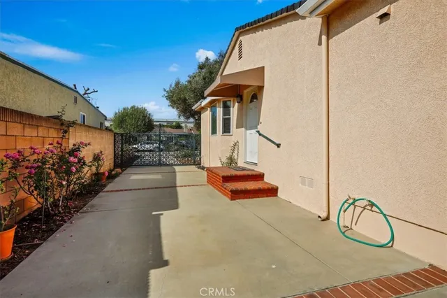 $1,299,000 | 4520 Pepperwood Avenue, Long Beach, CA 90808