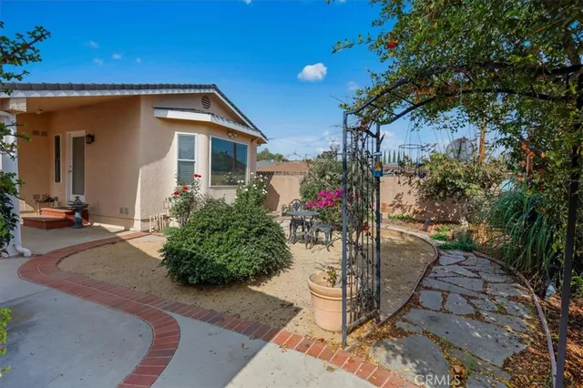 $1,299,000 | 4520 Pepperwood Avenue, Long Beach, CA 90808