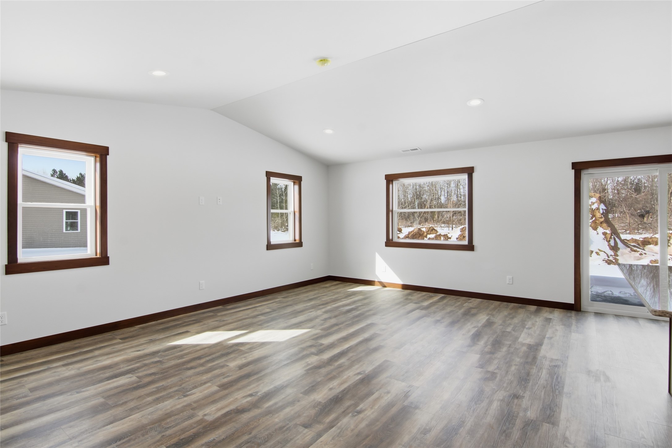 1836 Dorret Road Eau Claire, WI 54703 - Photo 16 of 49