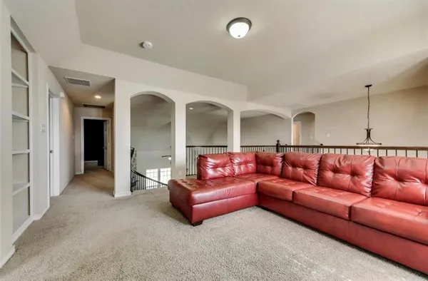 $3,500 | 308 Wisteria Way, Red Oak, TX 75154