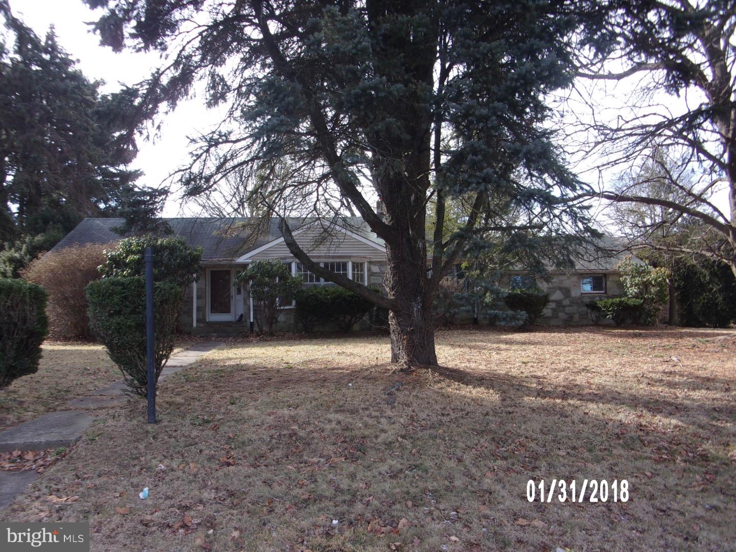 520 County Line Road Huntingdon Valley, PA 19006 - Photo 1 of 4 Exterior Front