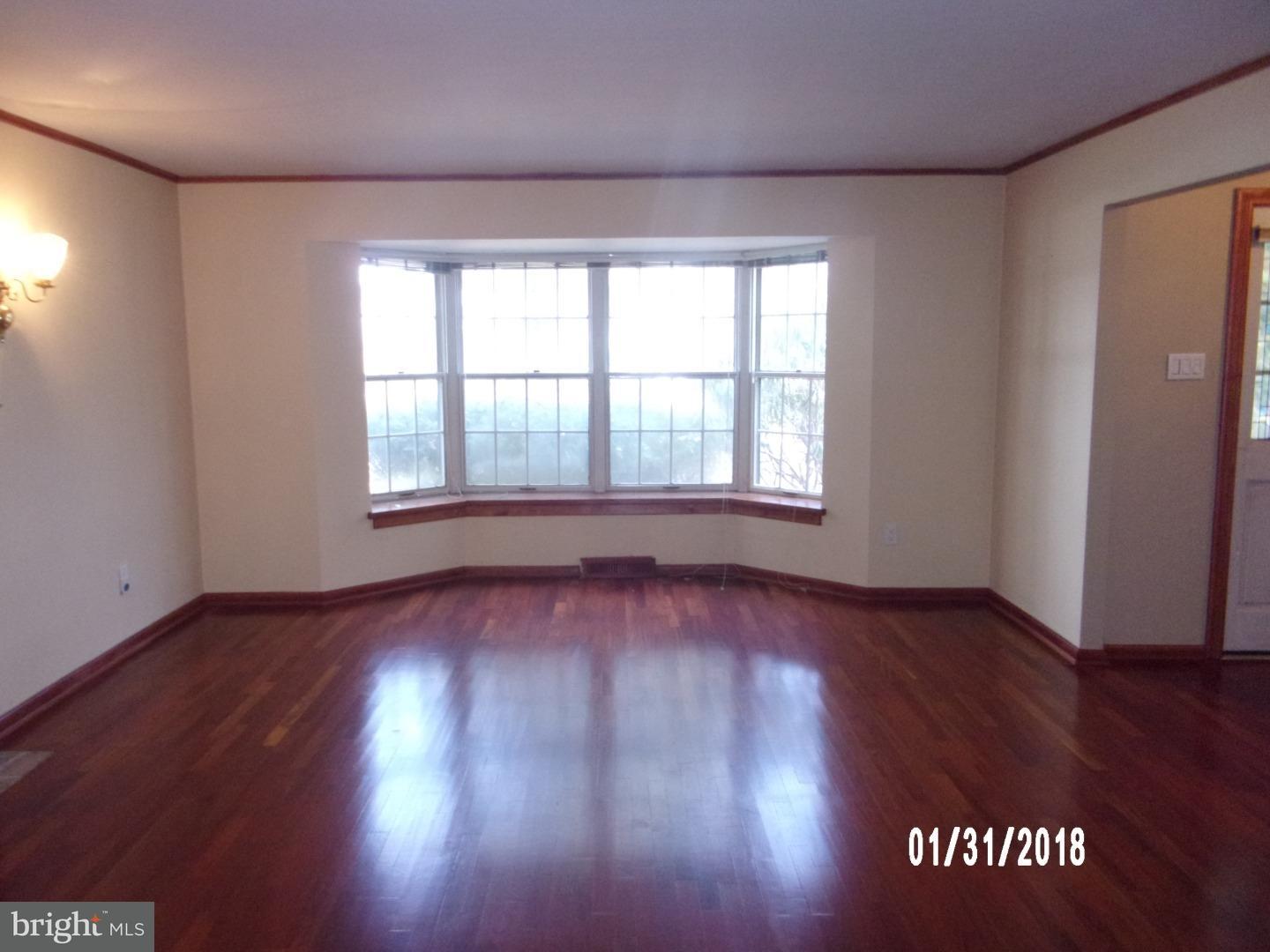 520 County Line Road Huntingdon Valley, PA 19006 - Photo 4 of 4 Gallery Image 4