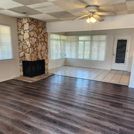 $1,500 | 1907 North Bell Avenue, Denton, TX 76209