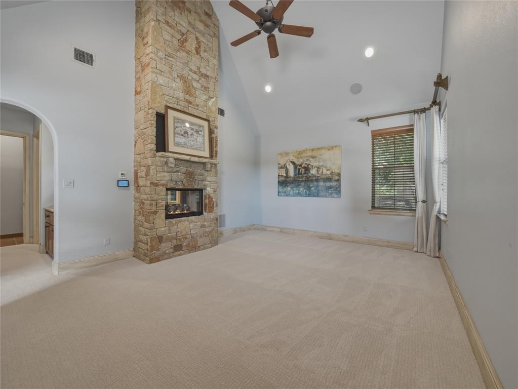 129 Trinity Bluffs Road Aledo, TX 76008 - Photo 18 of 40