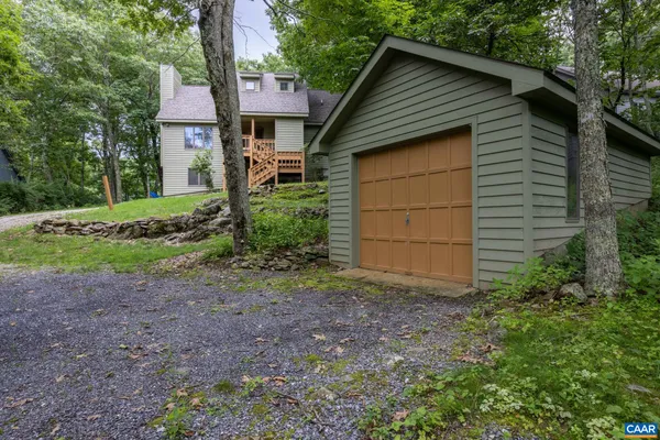 $579,000 | 67 South Forest Drive, Roseland, VA 22967