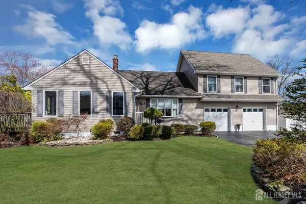 $749,900 | 290 Brunswick Avenue, Spotswood, NJ 08884