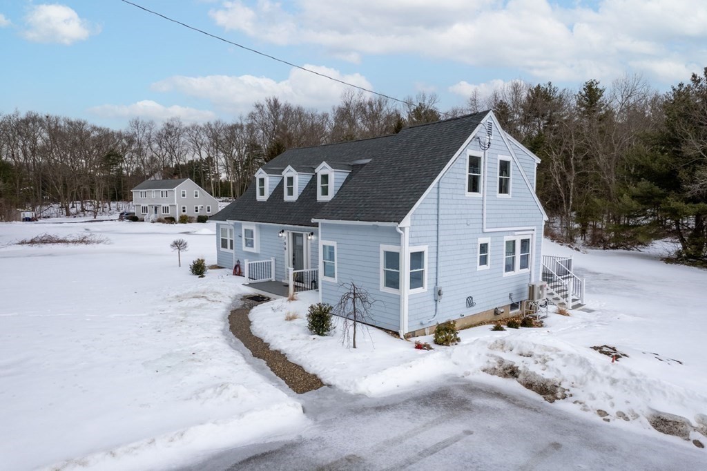 156 Bare Hill Road Boxford, MA 01921 - Photo 2 of 35